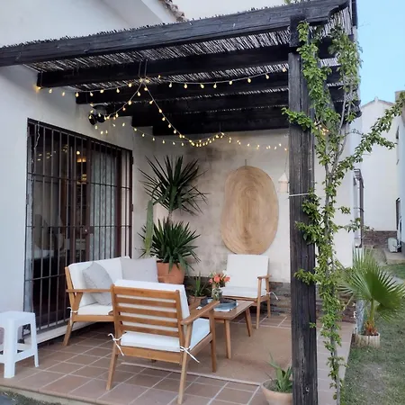 La Casita De Celia El Ronquillo