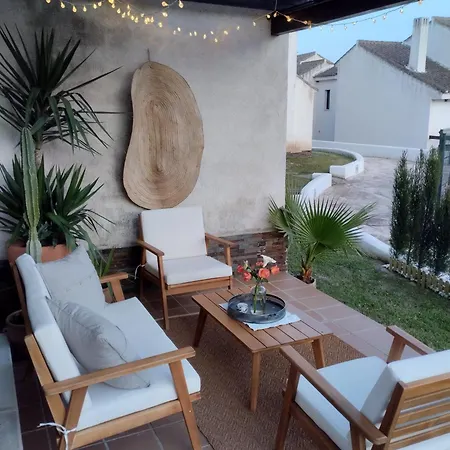 La Casita De Celia El Ronquillo